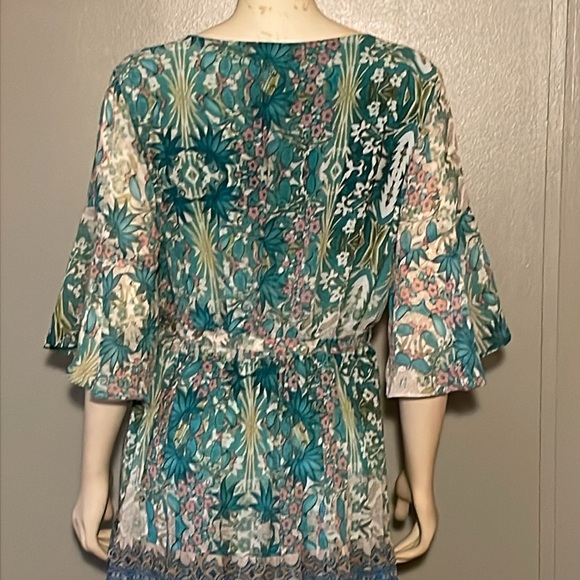 avenue, floral, maxi dress. Size 16 - Picture 10 of 13